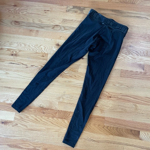 PINK XS black leggings - Picture 3 of 6